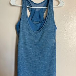 Lululemon tank top with built in bra Size 10